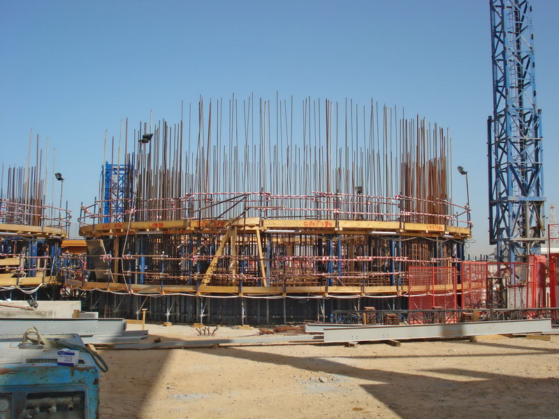 HCC Cement Plant, Sharjah, U.A.E.-Cement Silos-Sliding formwork, Construction phases