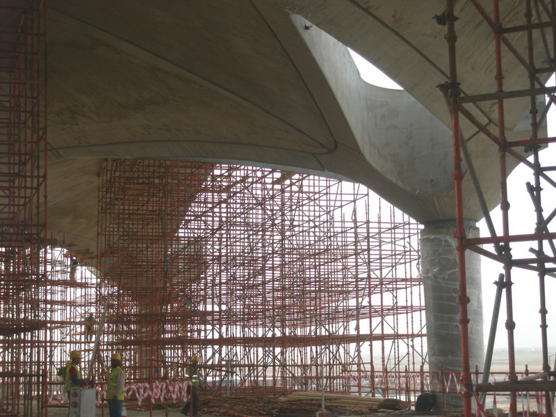 Amman International Airport, Queen Alia - 
Prefabrication using high performance concrete - 
Construction phases